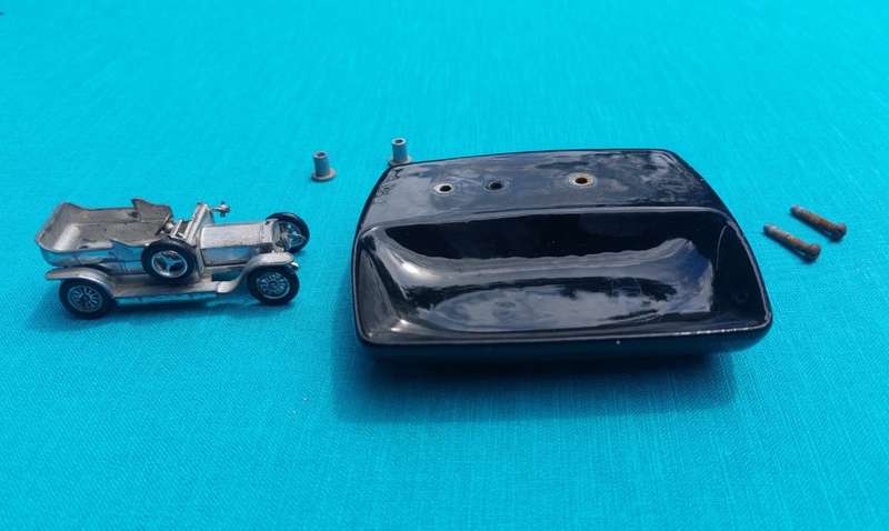 LESNEY 1907 ROLLS ROYCE SILVER GHOST VINTAGE CHROMEPLATED DIE CAST CAR 1970S PROMOTIONAL ASHTRAY