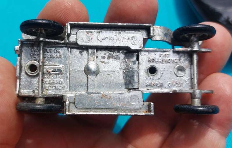 LESNEY 1907 ROLLS ROYCE SILVER GHOST VINTAGE CHROMEPLATED DIE CAST CAR 1970S PROMOTIONAL ASHTRAY