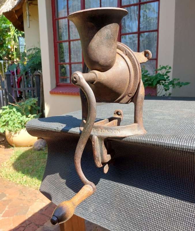 ANTIQUE VICTORIAN 1890S LOVELOCK NO 4 COFFEE GRINDER
