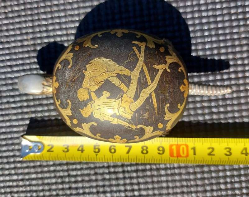 RARE VINTAGE 1920S-1940S BOJ EIBAR SPAIN BRASS DAMASCENE TWO MEN ENGRAVED TORTOISE RECEPTION BELL
