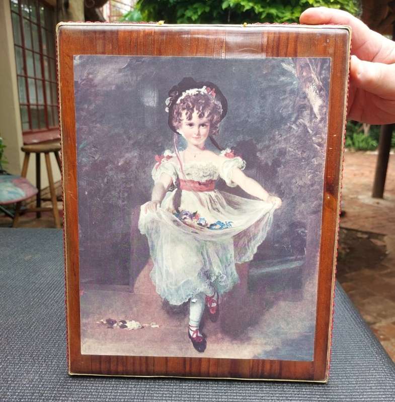 YOUNG GIRL (MISS MURRAY) VINTAGE FRAMED LITHOGRAPH PRINT OF A THOMAS LAWRENCE 1825 PAINTING