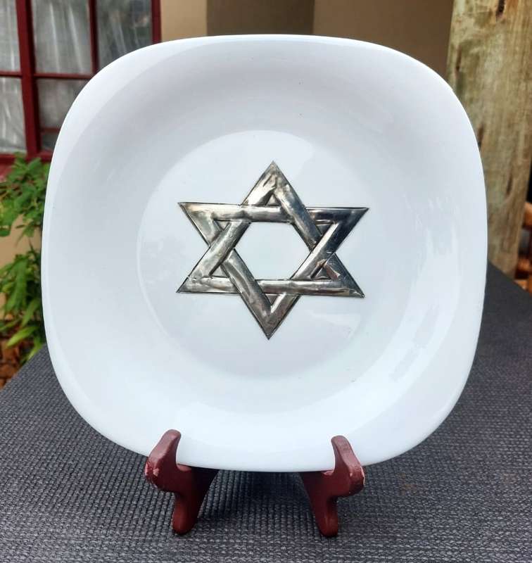 STAR OF DAVID (SHIELD OF DAVID) CERAMIC DISPLAY PLATE