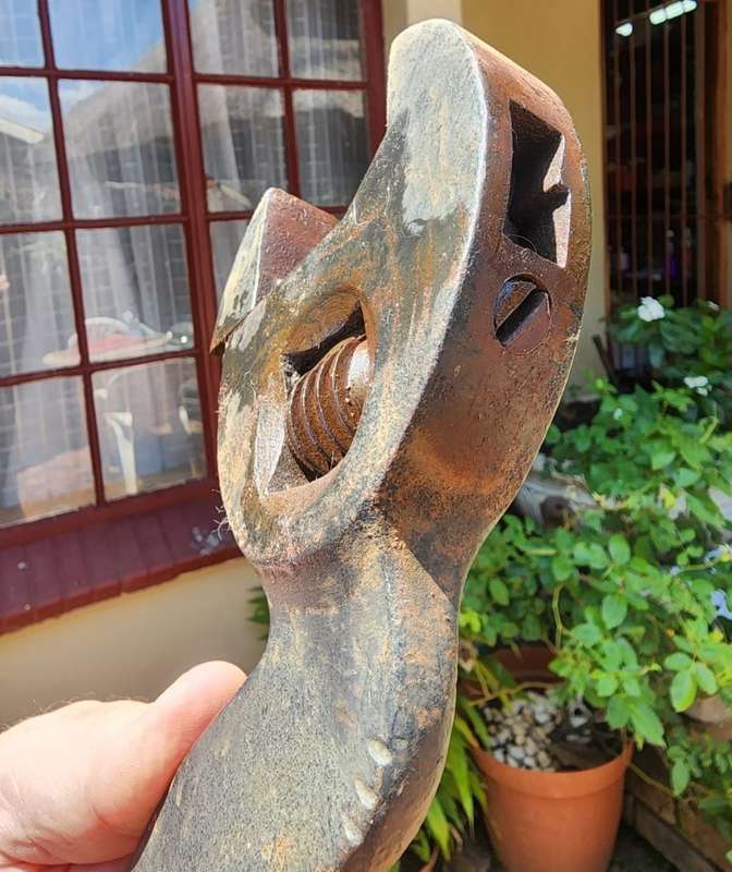 FAMOUS SNAKE-BODY VINTAGE CLYBURN ADJUSTABLE SPANNER