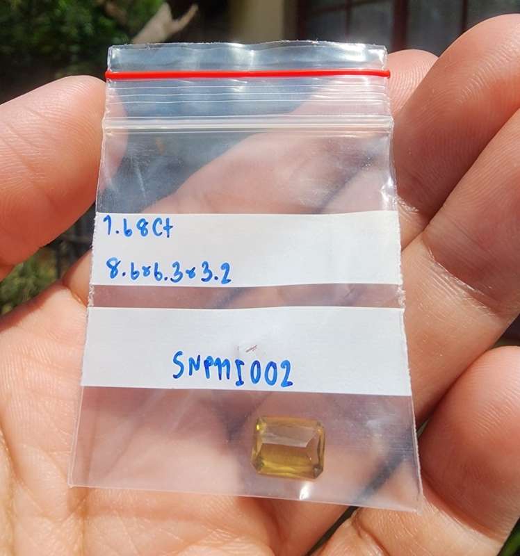 DAZZLING 1,60CT RAINBOW SPARK (COLOR CHANGE) SPHENE TITANITE GEMSTONE WITH BEAUTIFUL SCISSOR CUT