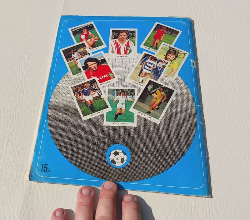 FKS SOCCER STARS 1980 STICKER ALBUM FULLY COMPLETE VERY RARE