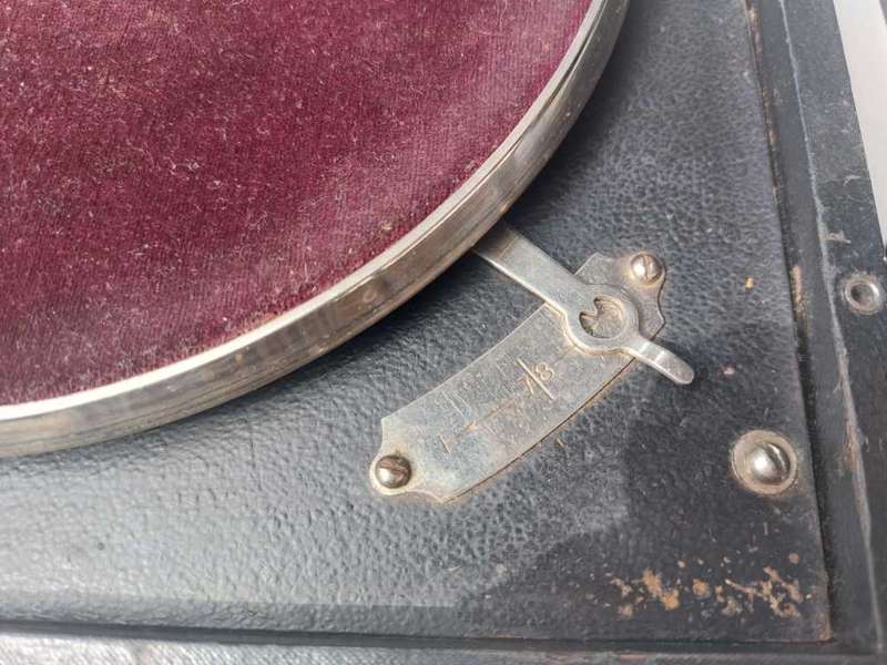 RARE ANTIQUE (1931-1939) COLUMBIA NO 55 VIVA-TONAL GRAFONOLA COMPLETE AND WORKING PLUS EXTRAS
