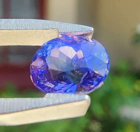 GISA CERTIFIED 1,30CT INTENSE BLUISH VIOLET TANZANITE OVAL CUT GEMSTONE  PLEASE READ FULL DESCRIPTI