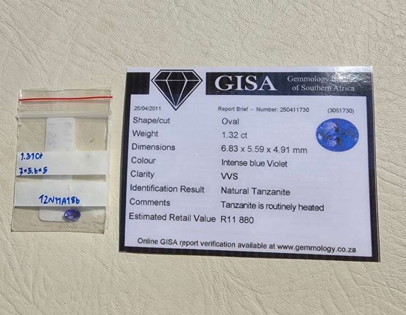 GISA CERTIFIED 1,30CT INTENSE BLUISH VIOLET TANZANITE OVAL CUT GEMSTONE  PLEASE READ FULL DESCRIPTI