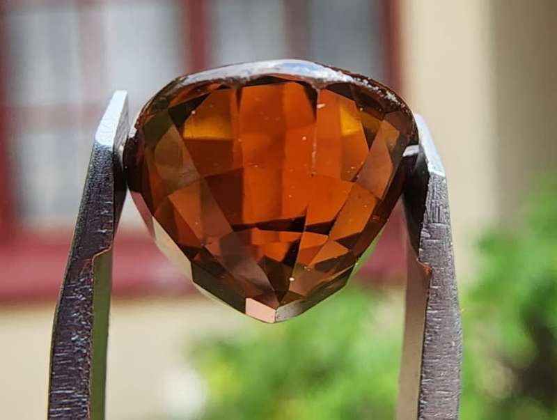 GISA CERTIFIED ORAGISH BROWN TOURMALINE (IMPERIAL TOURMALINE) 4,55CT GEMSTONE NATURAL AND UNTREATED