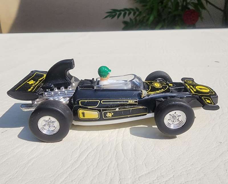 SUPER RARE 1973 JOHN PLAYER SPECIAL LOTUS F1 SLOT CAR  EMERSON FITTIPALDI