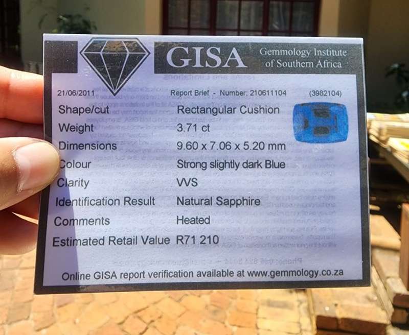 FLAWLESS GISA CERTIFIED LARGE 3.7CT BLUE SAPPHIRE WITH LOVELY RECTANGULAR CUSHION CUT FROM CEYLON