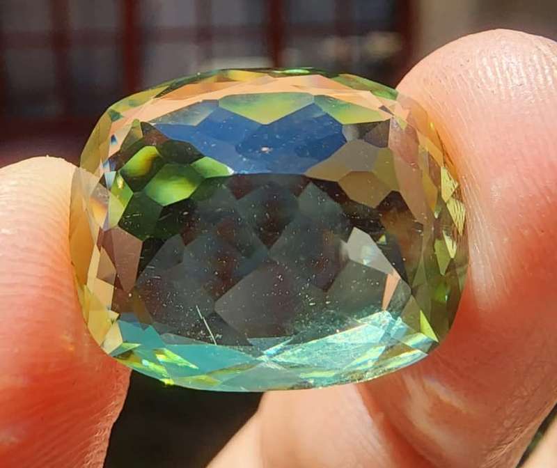 HOW STRANGE? A LARGE 17,30CT GREEN AMETHYST GEMSTONE WITH BEAUTIFUL CUSHION CUT