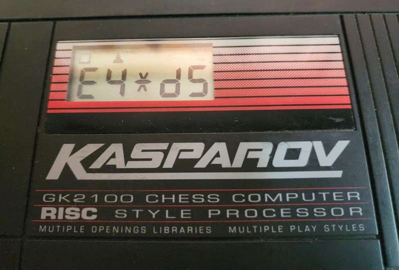 VINTAGE 1993 KASPAROV SAITEK GK2100 ADVANCED CHESS COMPUTER WORKING 100%
