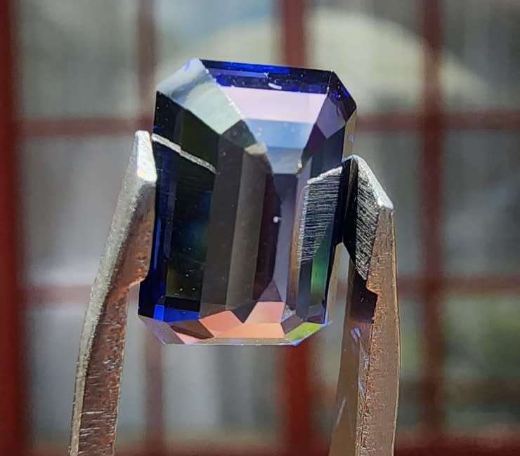 GISA CERTIFIED 4.1CT BLUE SAPPHIRE WITH LOVELY EMERALD CUT FROM CEYLON (SRI LANKA)  THERMAL TESTED