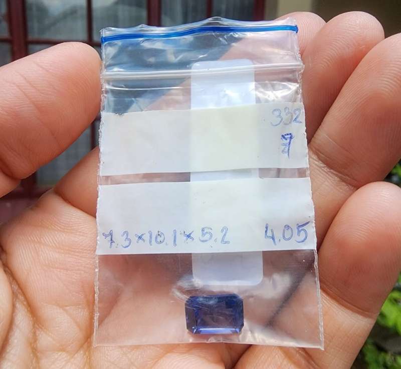 GISA CERTIFIED 4.1CT BLUE SAPPHIRE WITH LOVELY EMERALD CUT FROM CEYLON (SRI LANKA)  THERMAL TESTED