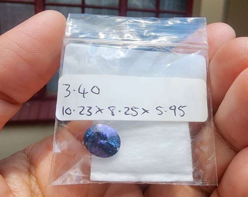 GLORIOUS GISA CERTIFIED 3.40CT INTENSE VIVID BLUISH VIOLET TANZANITE GEMSTONE  PLEASE DESCRIPTION