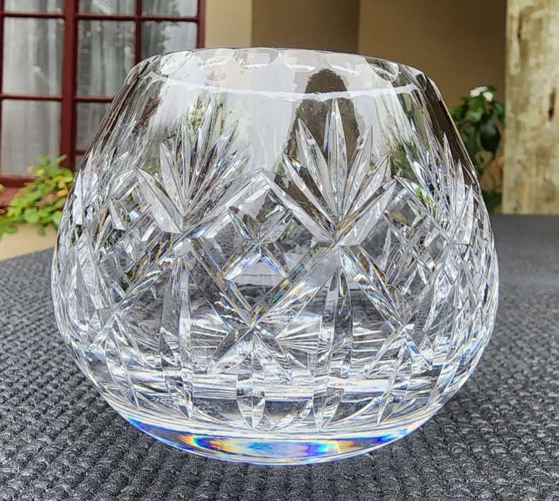 CRYSTAL WHISKY GLASS MADE IN EDINBURGH SCOTLAND