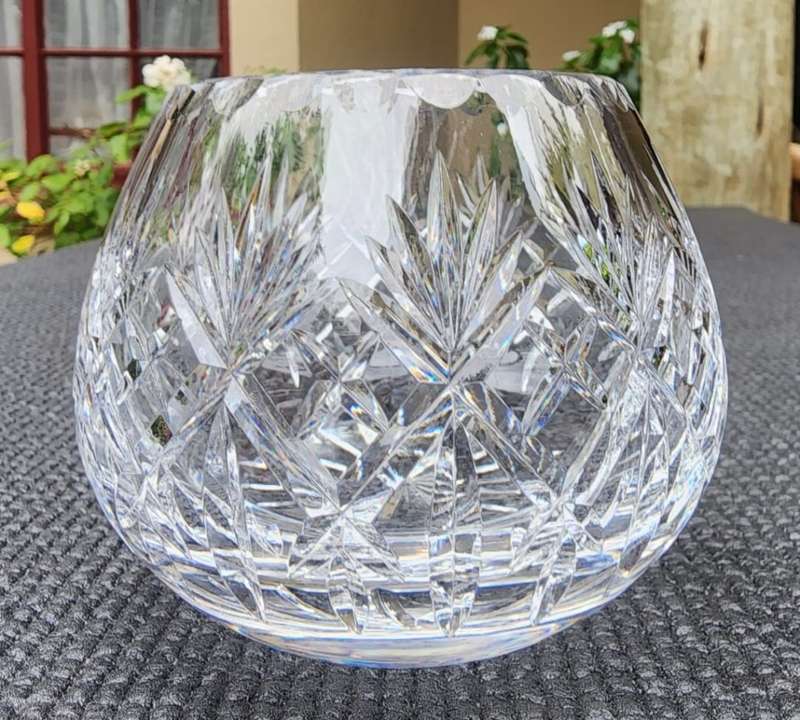 CRYSTAL WHISKY GLASS MADE IN EDINBURGH SCOTLAND