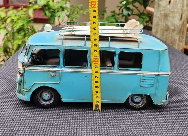 LARGE 30CM LONG VINTAGE VW STYLE SLIT WINDOW SAMBA BUS WITH SURFBOARDS TIN METAL CAMPER