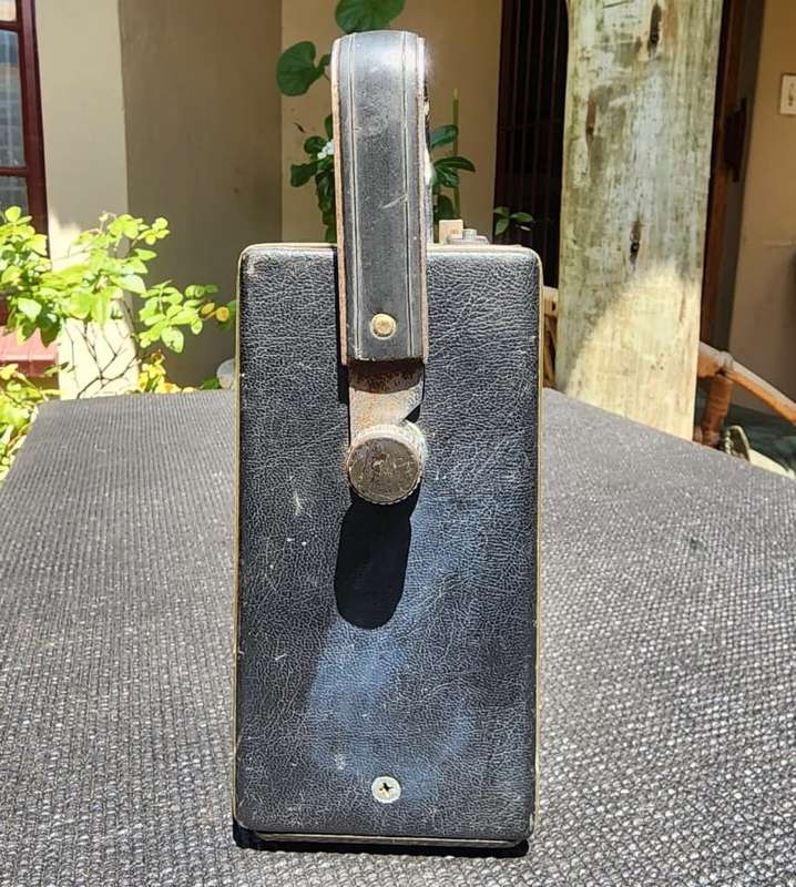 RARE VINTAGE 1960S TELEFUNKEN BAJAZZO TS PORTABLE RADIO MADE IN GERMANY WORKING VERY WELL!