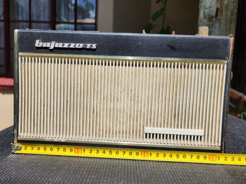 RARE VINTAGE 1960S TELEFUNKEN BAJAZZO TS PORTABLE RADIO MADE IN GERMANY WORKING VERY WELL!