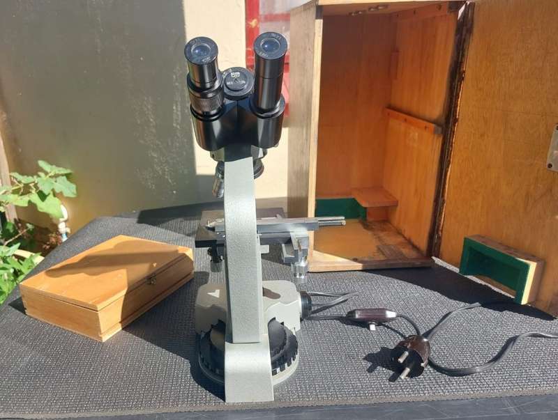 Vintage Beck Kassel CBS Germany UF1 Grey Binocular Microscope with 3 Objectives 10x, 40x and 100x