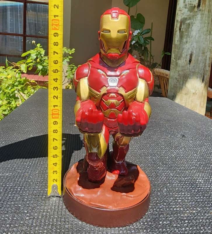 Iron Man Marvel Avengers Phone / Controller Holder Exquisite Gaming Cable Guys
