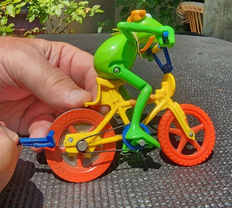 Cool Retro 1983 Kermit the Frog BMX Racer by Tomy Japan VERY RARE
