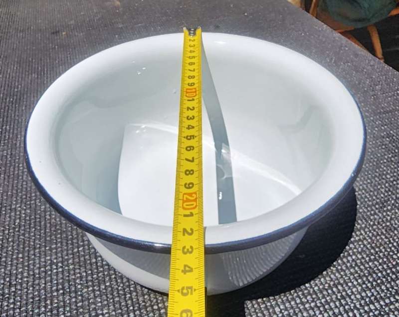 Hendler & Hendler Boksburg SA 1970s White Enamel Chamber Pot