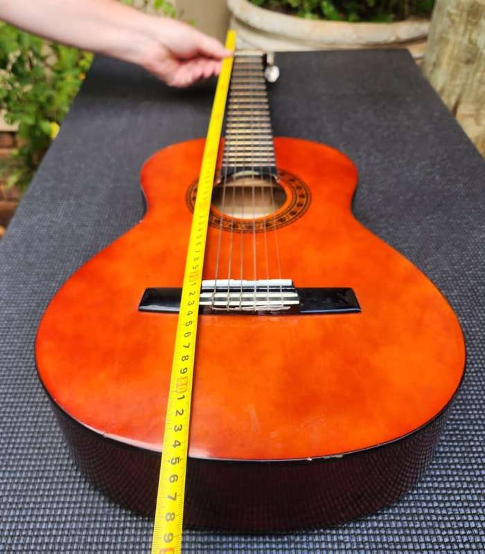 Excellent Condition Valencia Australia CG160 Nylon String Classical Half Size Guitar with Carry Bag