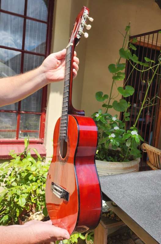 Excellent Condition Valencia Australia CG160 Nylon String Classical Half Size Guitar with Carry Bag