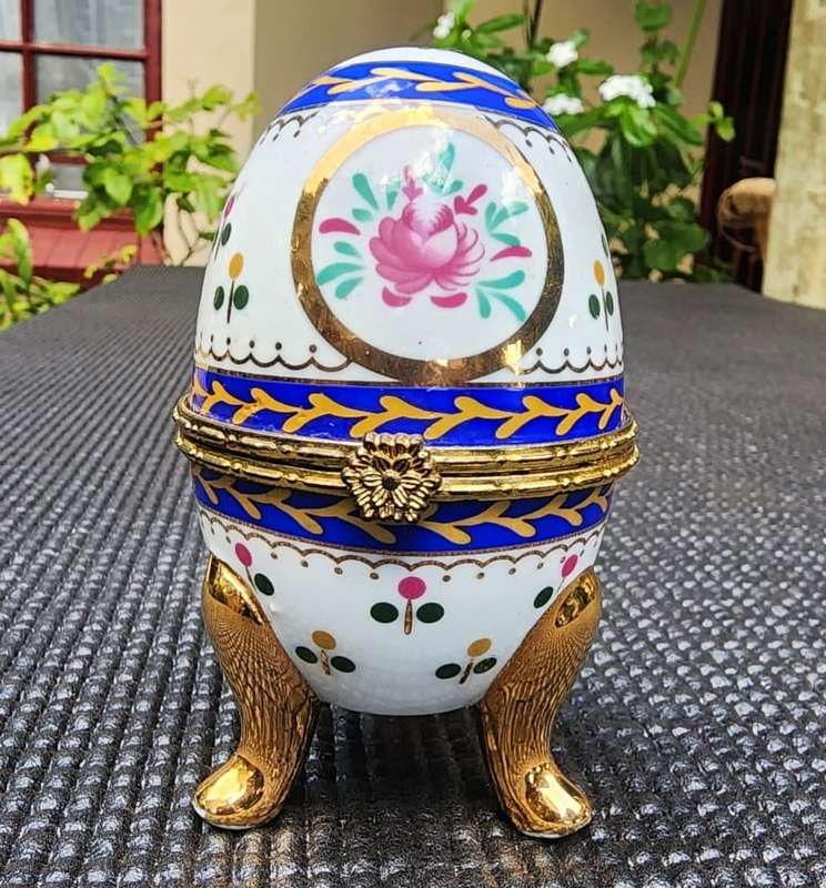 Exquisite Hand Painted Faberge Style Porcelain Egg Hinged and Clasped in Non Magnetic Gold Metal 2nd