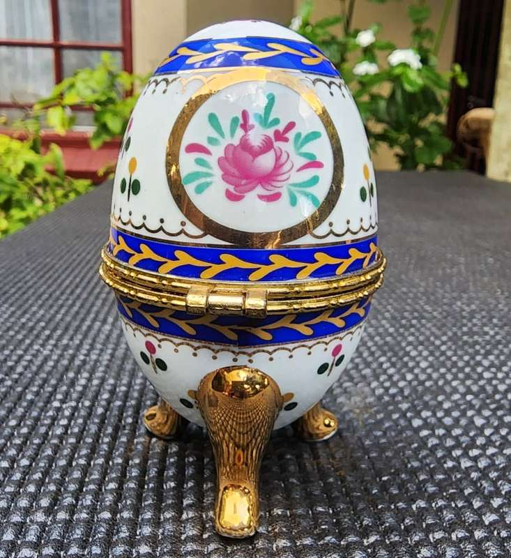 Exquisite Hand Painted Faberge Style Porcelain Egg Hinged and Clasped in Non Magnetic Gold Metal 2nd