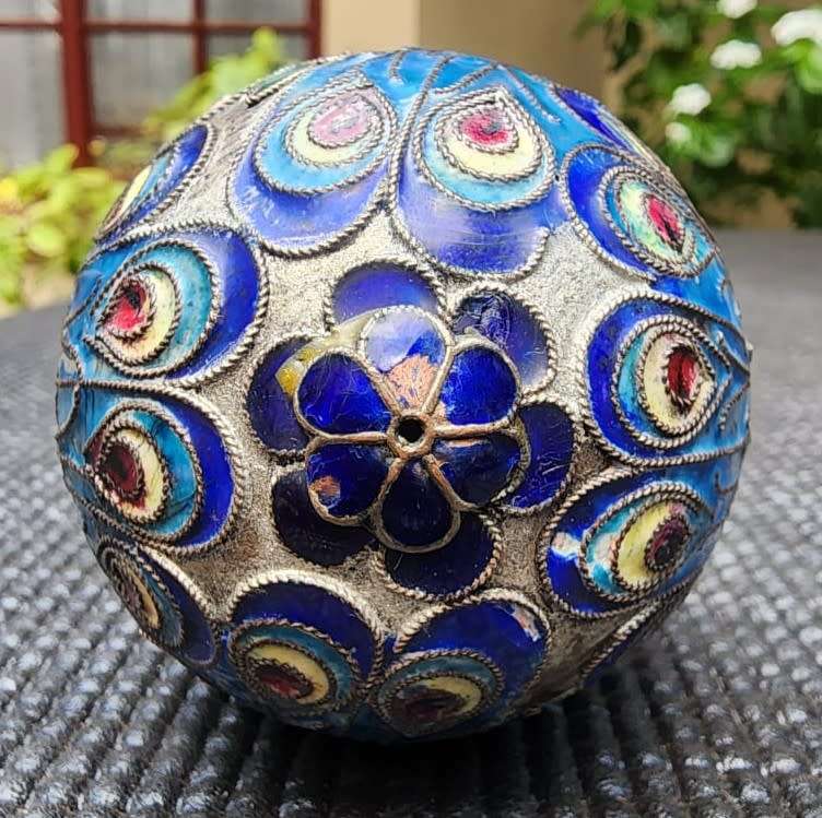 CLOISONNE ENAMEL PAINTED EGG WITH PEACOCK AND FLOWER MOTIF MEDIUM SIZED 9CM HIGH