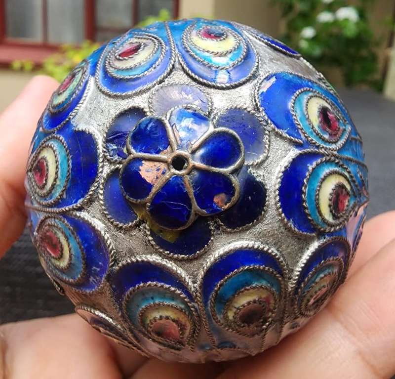 CLOISONNE ENAMEL PAINTED EGG WITH PEACOCK AND FLOWER MOTIF MEDIUM SIZED 9CM HIGH