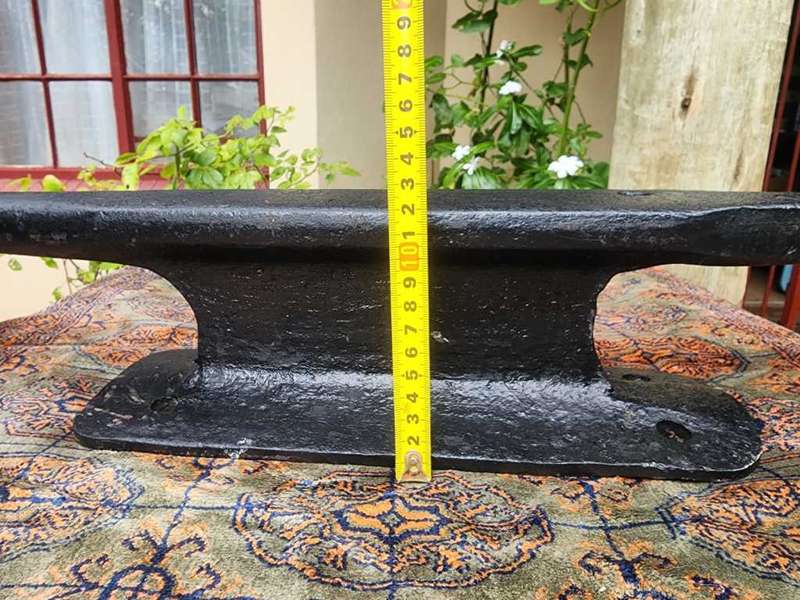 RAILWAY TRACK TWO HORNED ANVIL WITH HORSESHOE PRITCHEL HOLE LARGE 53CM LONG HEAVY 11KG