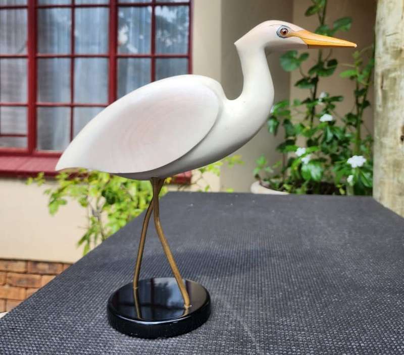 FEATHERS GALLERY KNYSNA LIMITED EDITION NO 377 OF 2000 EGRET FEMALE HAND CRAFTED IN 1990 GOOD CONDIT
