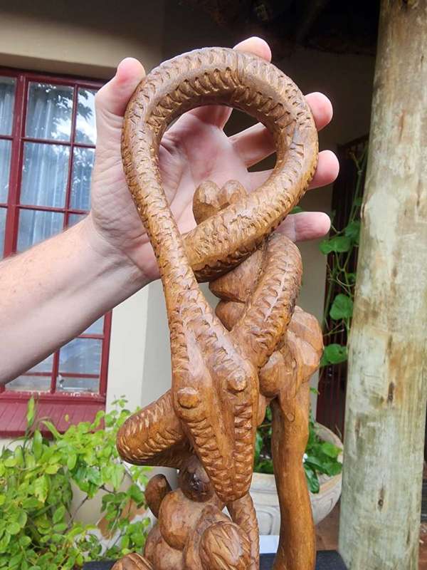 Unusual Elaborately Hand Carved Nyami Nyami Zambezi River Snake Head Handle Walking Stick