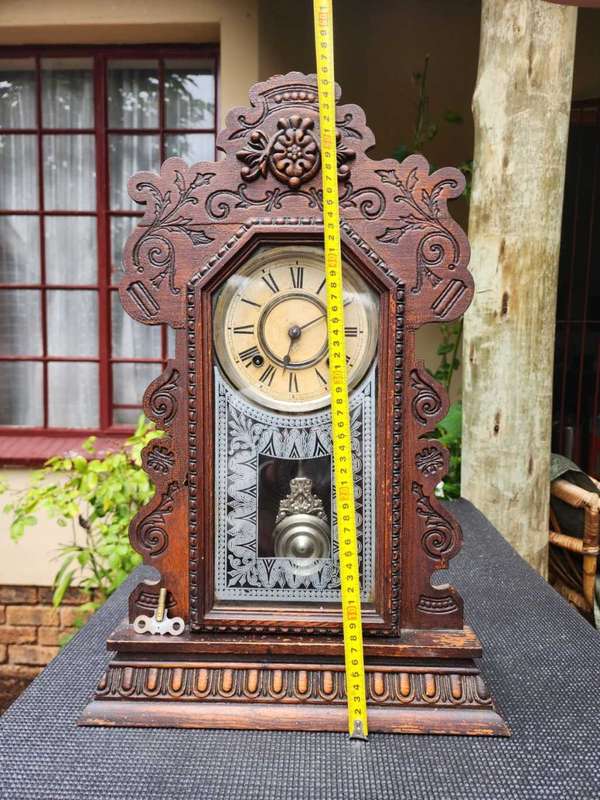 Antique 1901 Ansonia Kirkwood Oak Kitchen or Gingerbread Clock Working with Key