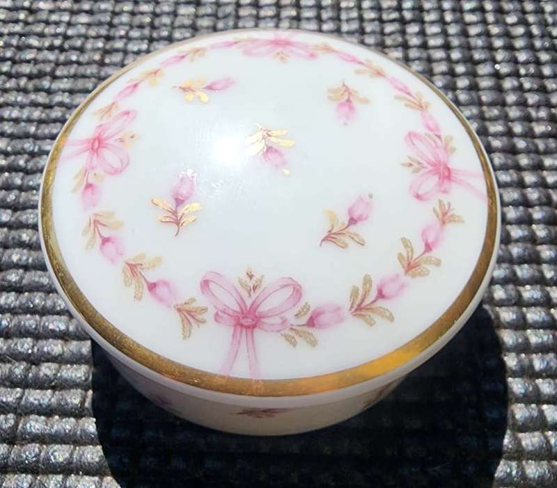 AK Kaiser Germany Bordeaux Porcelain 1970s Mark Trinket Box!