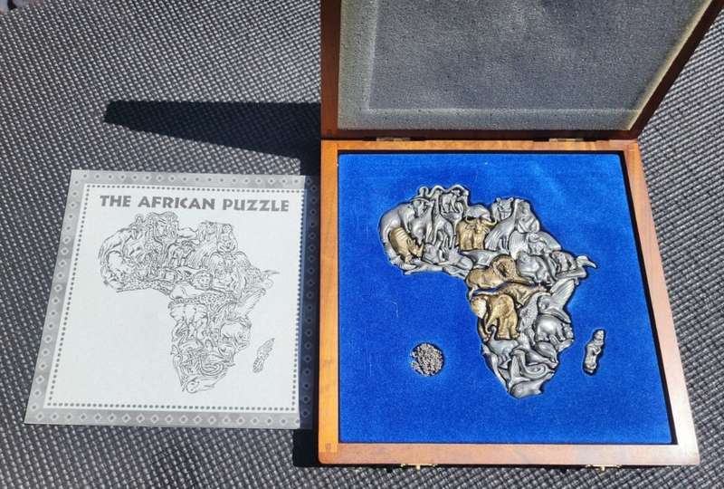 Wonderful African Animal Map Puzzle Pendent 1994 Boxed Set - 36 Pewter Pieces - Big 5 Brass Plated