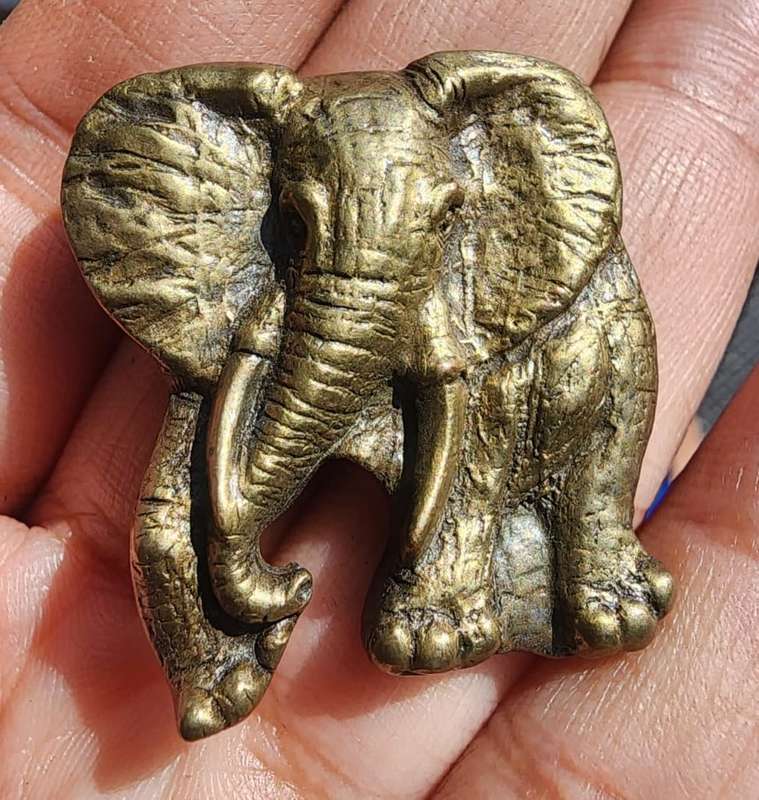 Wonderful African Animal Map Puzzle Pendent 1994 Boxed Set - 36 Pewter Pieces - Big 5 Brass Plated