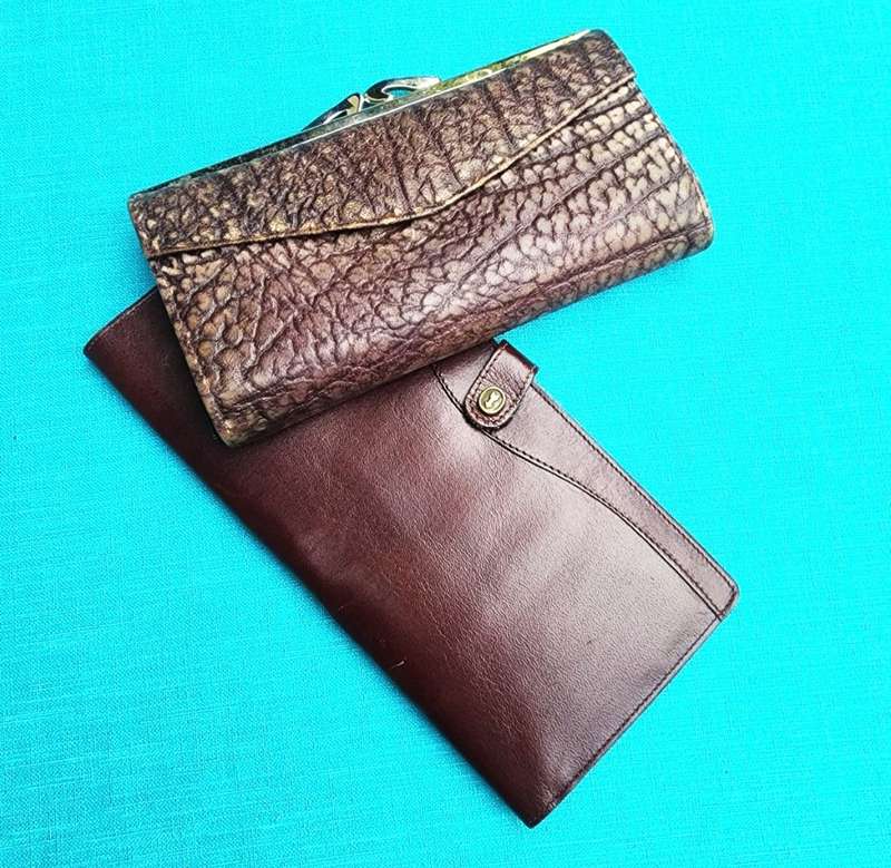 Busby Genuine Wild Buffalo Leather Ladies Kiss Lock Purse plus a Genuine Leather Long Wallet