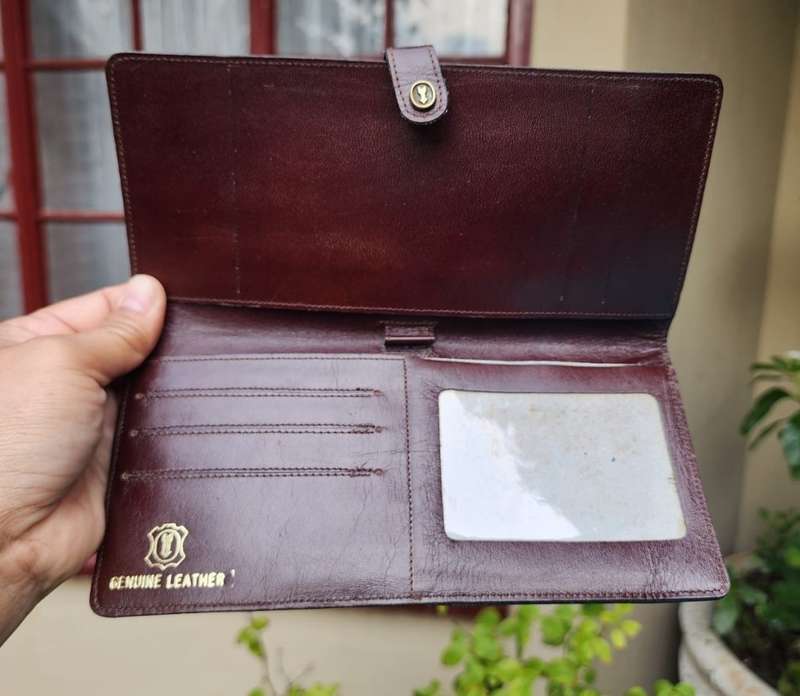 Busby Genuine Wild Buffalo Leather Ladies Kiss Lock Purse plus a Genuine Leather Long Wallet