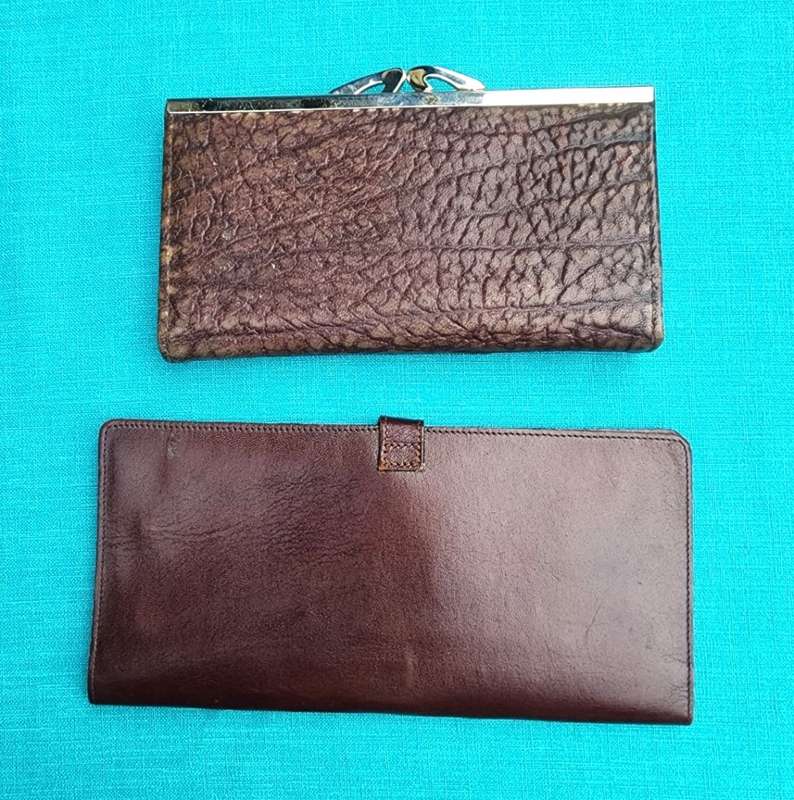 Busby Genuine Wild Buffalo Leather Ladies Kiss Lock Purse plus a Genuine Leather Long Wallet