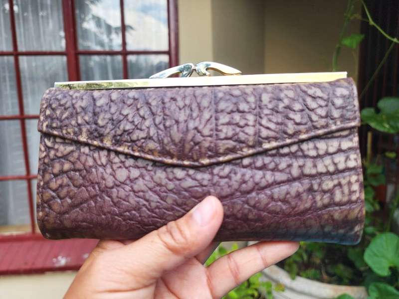 Busby Genuine Wild Buffalo Leather Ladies Kiss Lock Purse plus a Genuine Leather Long Wallet