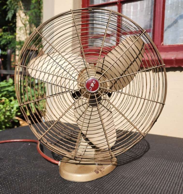 Rare 3 Blade 1930s General Electric Company England (GEC) BS 380 Desk or Wall Fan