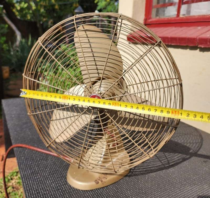 Rare 3 Blade 1930s General Electric Company England (GEC) BS 380 Desk or Wall Fan