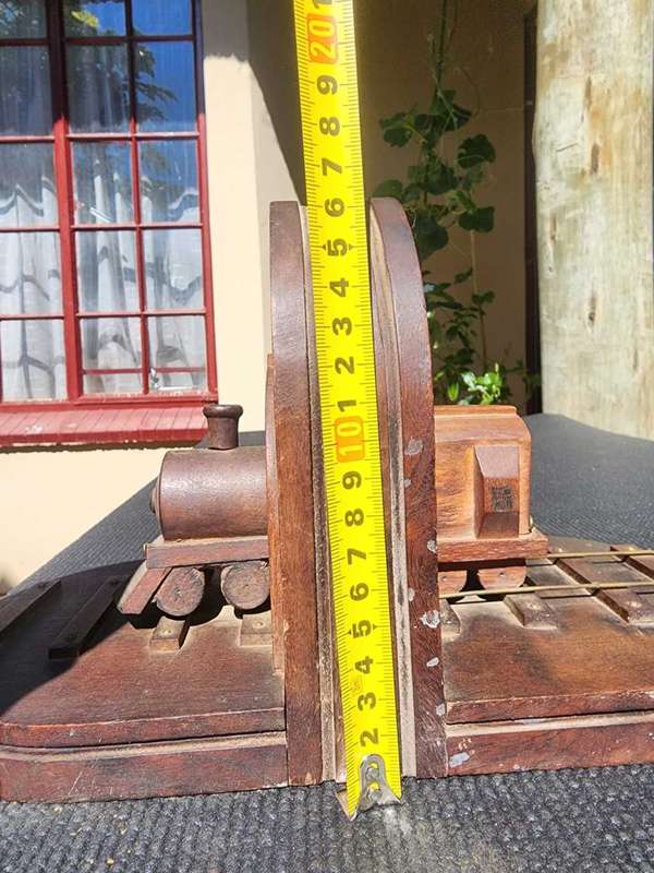 Awesome Steam Locomotive and Railway Cart Wooden Bookends