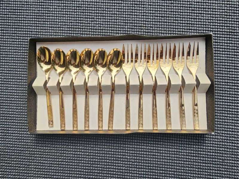 Vintage NTC 23 Carat Gold Plated Set: 6 Teaspoons, 6 Desert Forks, 1 Cake Lifter